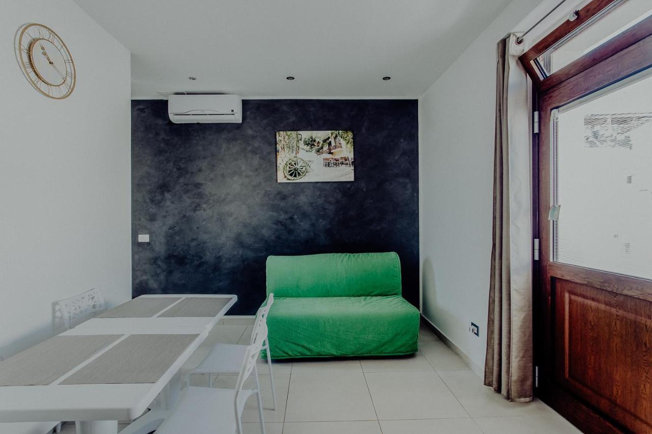 Fantasia House Apartment Monopoli Ngoại thất bức ảnh